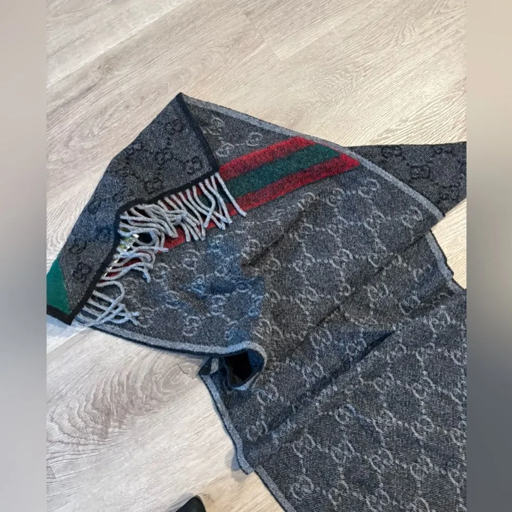 NWT Gucci Wool Scarf